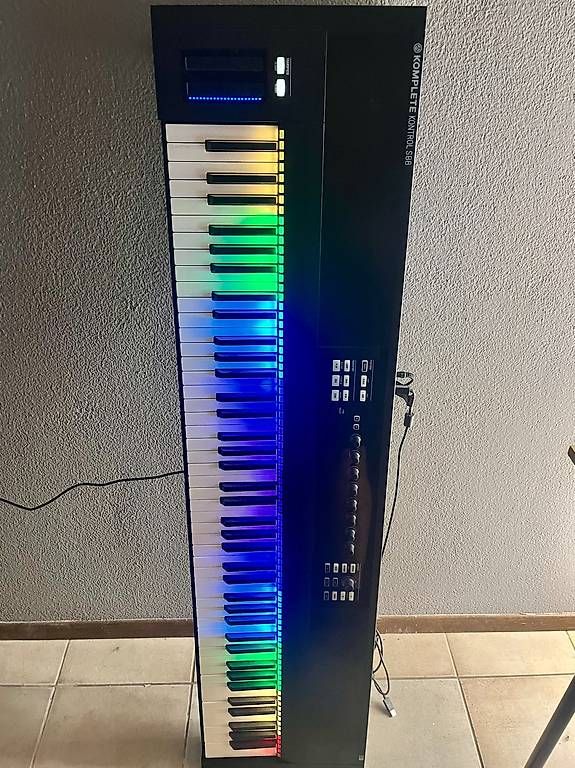 Strumenti musicali: Native Instruments Komplete Kontrol S88 – Usato da Sementina venduto da sar_tr8k