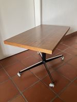 Tischlein mit Rollen