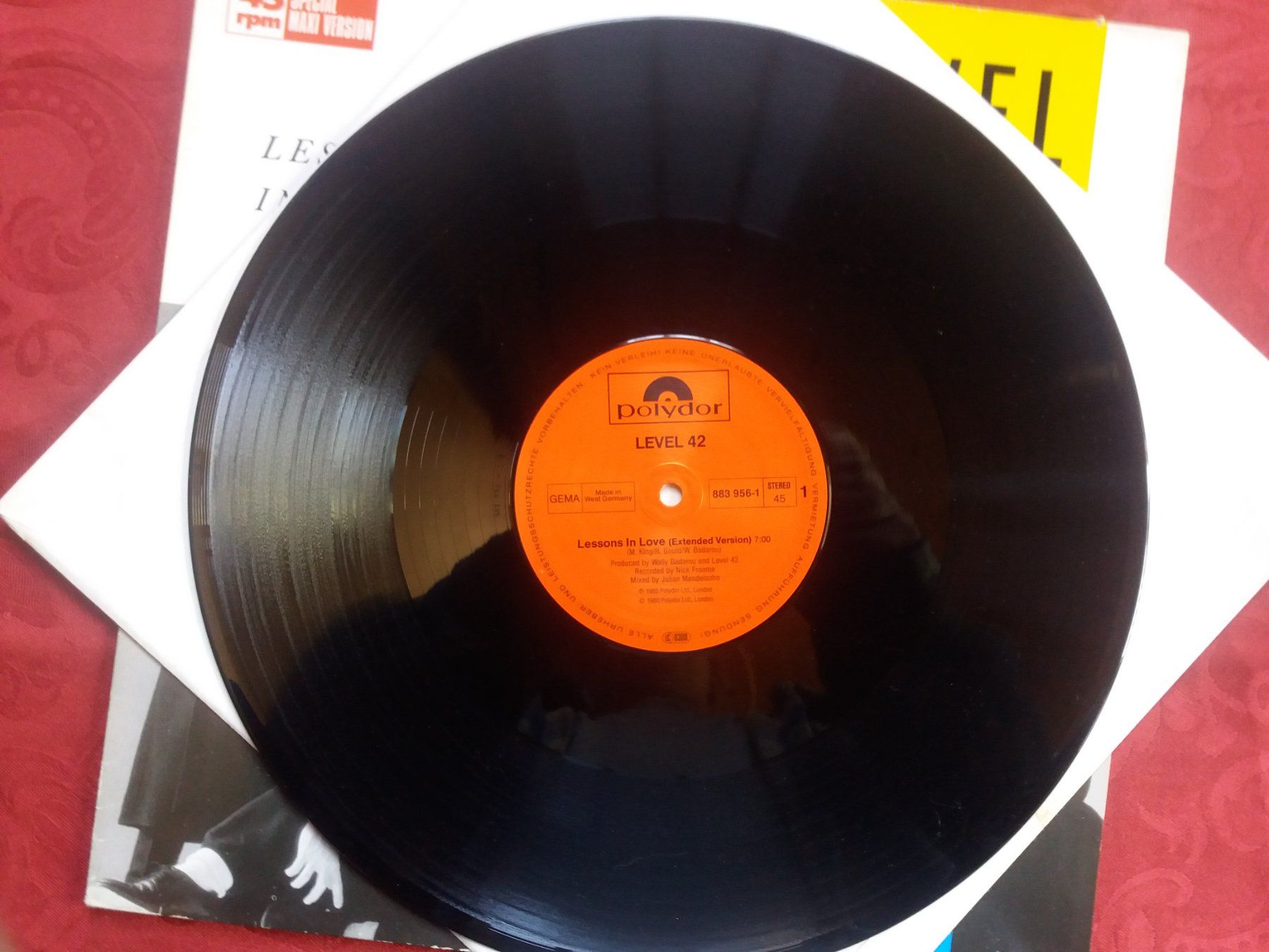 Dischi in vinile: Level 42 - Lessons In Love - Maxi Single Vinyle 45t – Usato da Meyrin venduto da toutatis 2