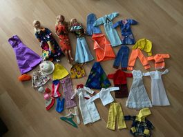 Riesiges Barbie Set 1966 mit vielen Kleider