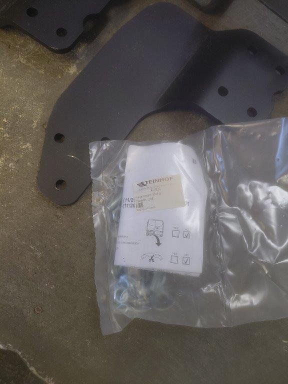 Ganci per rimorchio: Anhängerkupplung zu Ford Transit Custom 2014 – Nuovo (secondo la descrizione) da Schlieren venduto da catrade 1