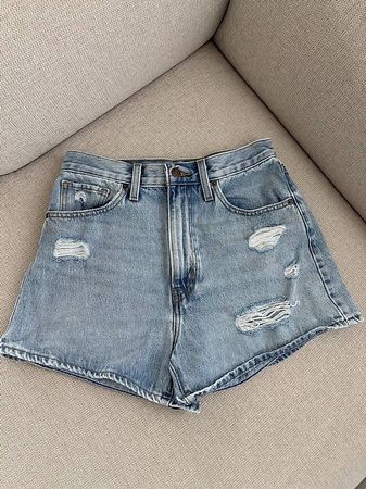 Levi's High Waist Mom Short Gr. 27
