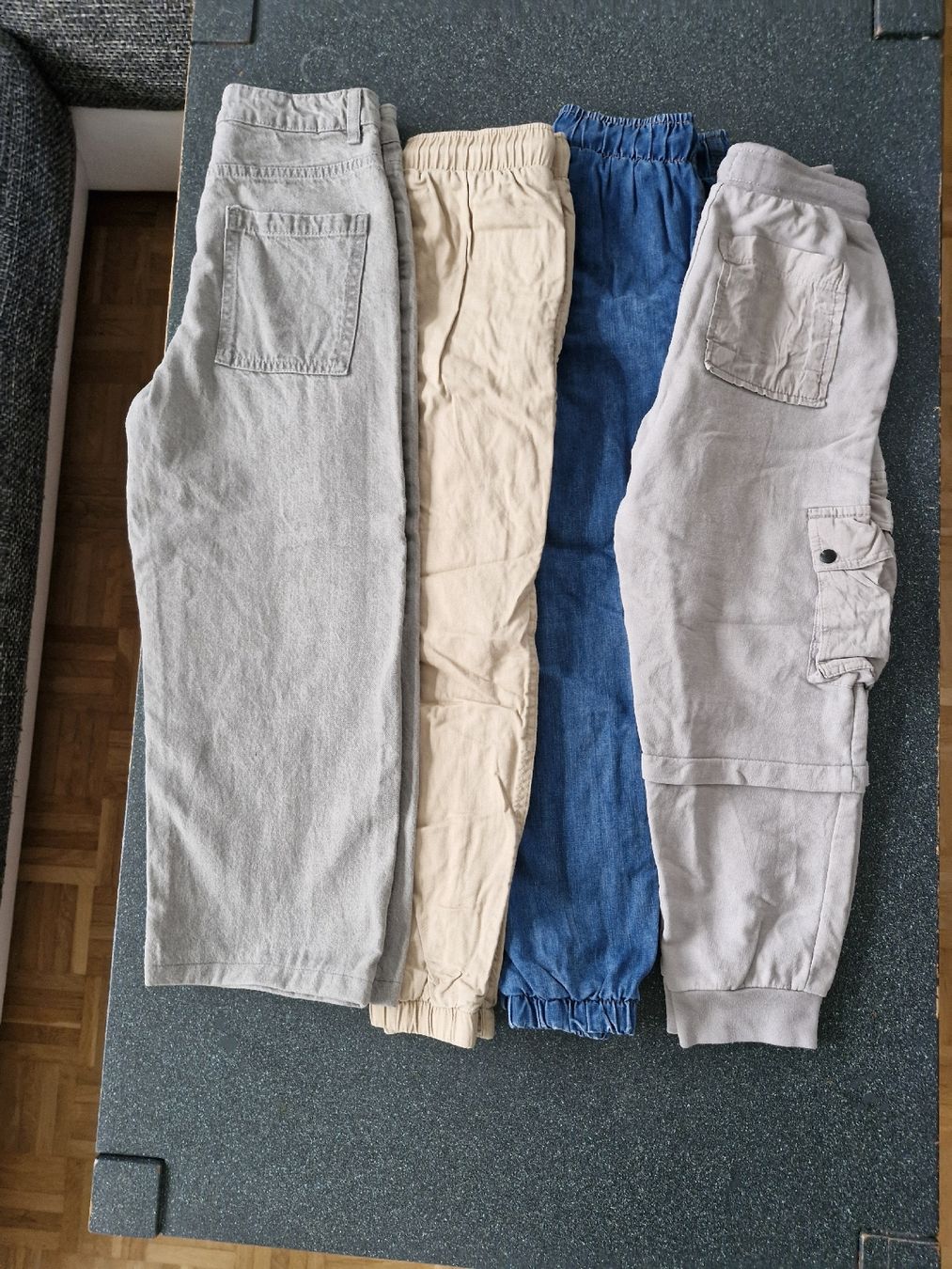 Kleiderpakete & -sets: Hosen Set 134 – Gebraucht aus ebmatingen von wady25x26x
