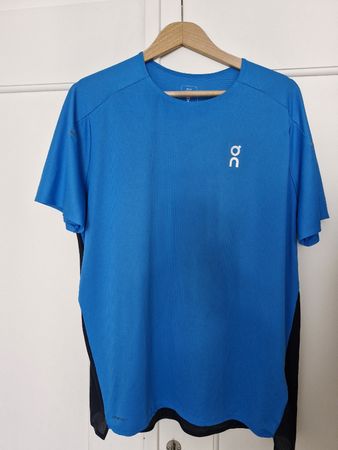 On Running Set, Shirt und Shorts, Blau, Herren Gr. L