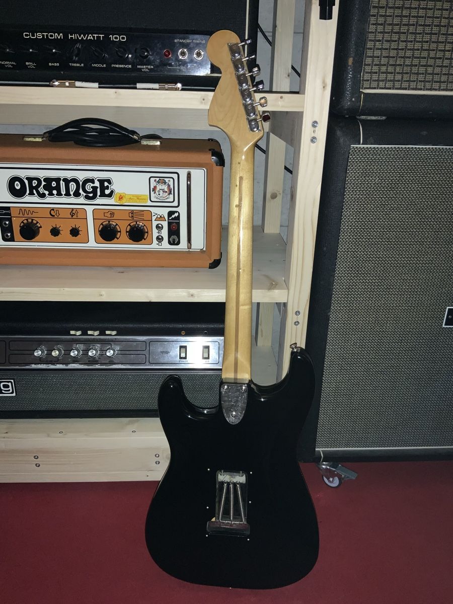 Musikinstrumente: Fender Stratocaster 1974 – Gebraucht aus Ballens von _ah_jd7m 2