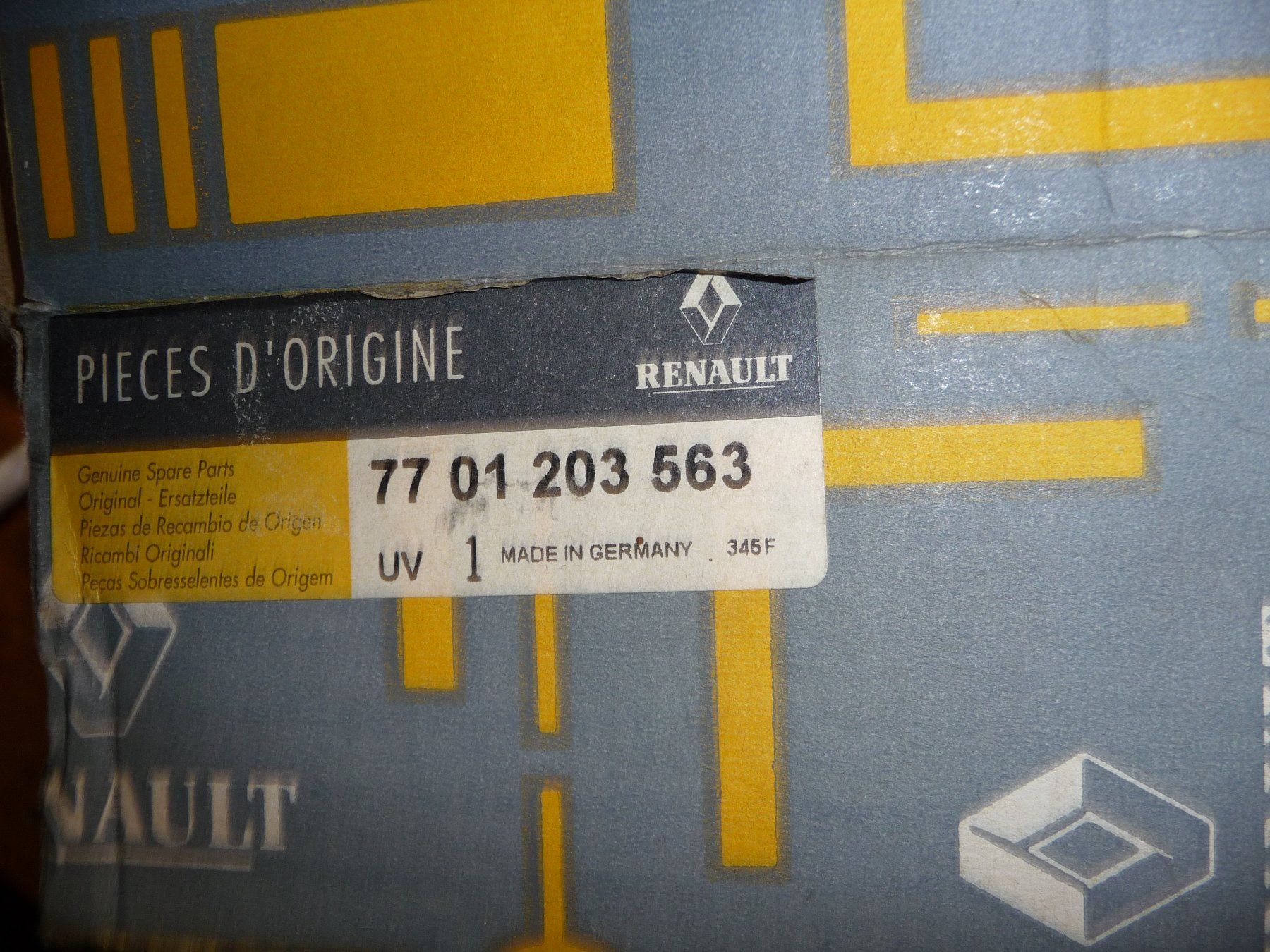 Renault Tutti pezzi di ricambio auto: Renault Bremsbackensatz  77 01 203 563 – Nuovo e nell'imballaggio originale da Bennau venduto da Marco363 5
