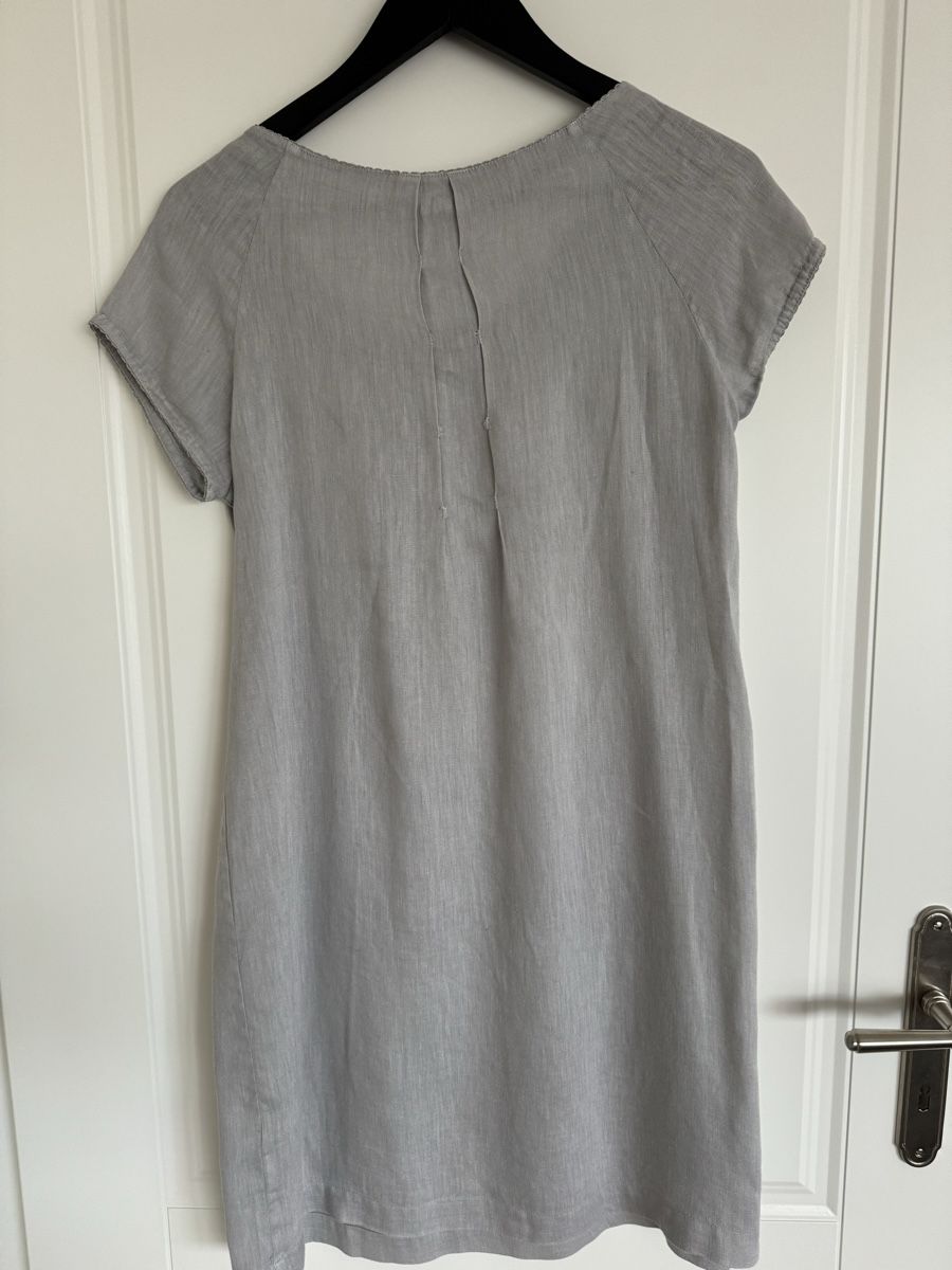 Vestiti: Robe lin  – Usato da Blonay venduto da Celuna