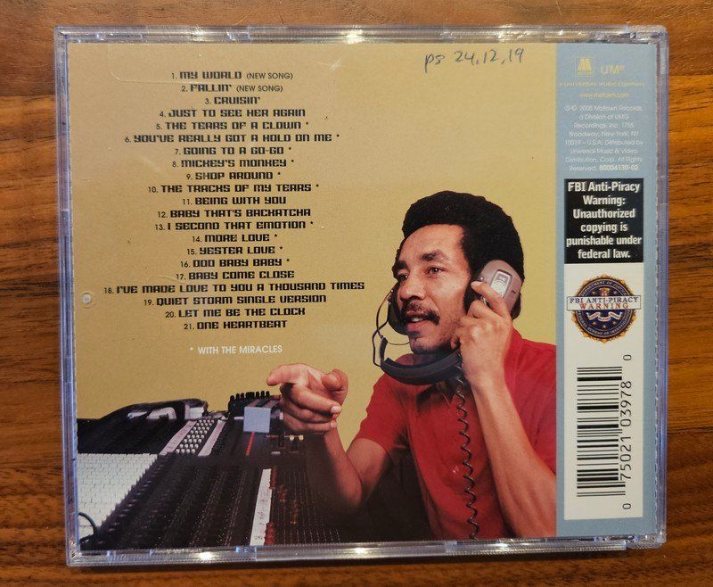 CDs: CD R&B: Smokey Robinson "My World" – Gebraucht aus Zürich von phillyboy2007 1