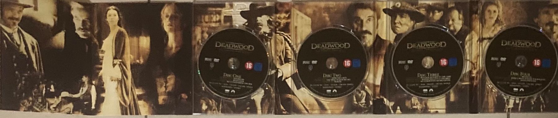 Tutti i DVDs: DEADWOOD (INTEGRALE SAISON 1) – Usato da Poliez-Pittet venduto da Newtown-Records 4