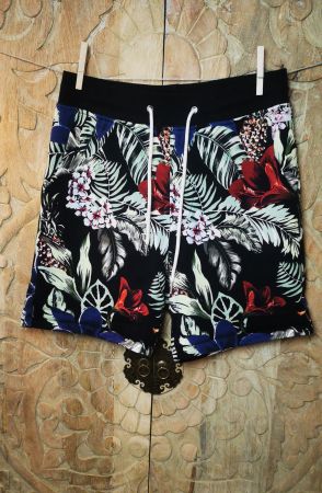 Schwarze Shorts Bermuda Blumenmuster Floral Boho - Grösse S