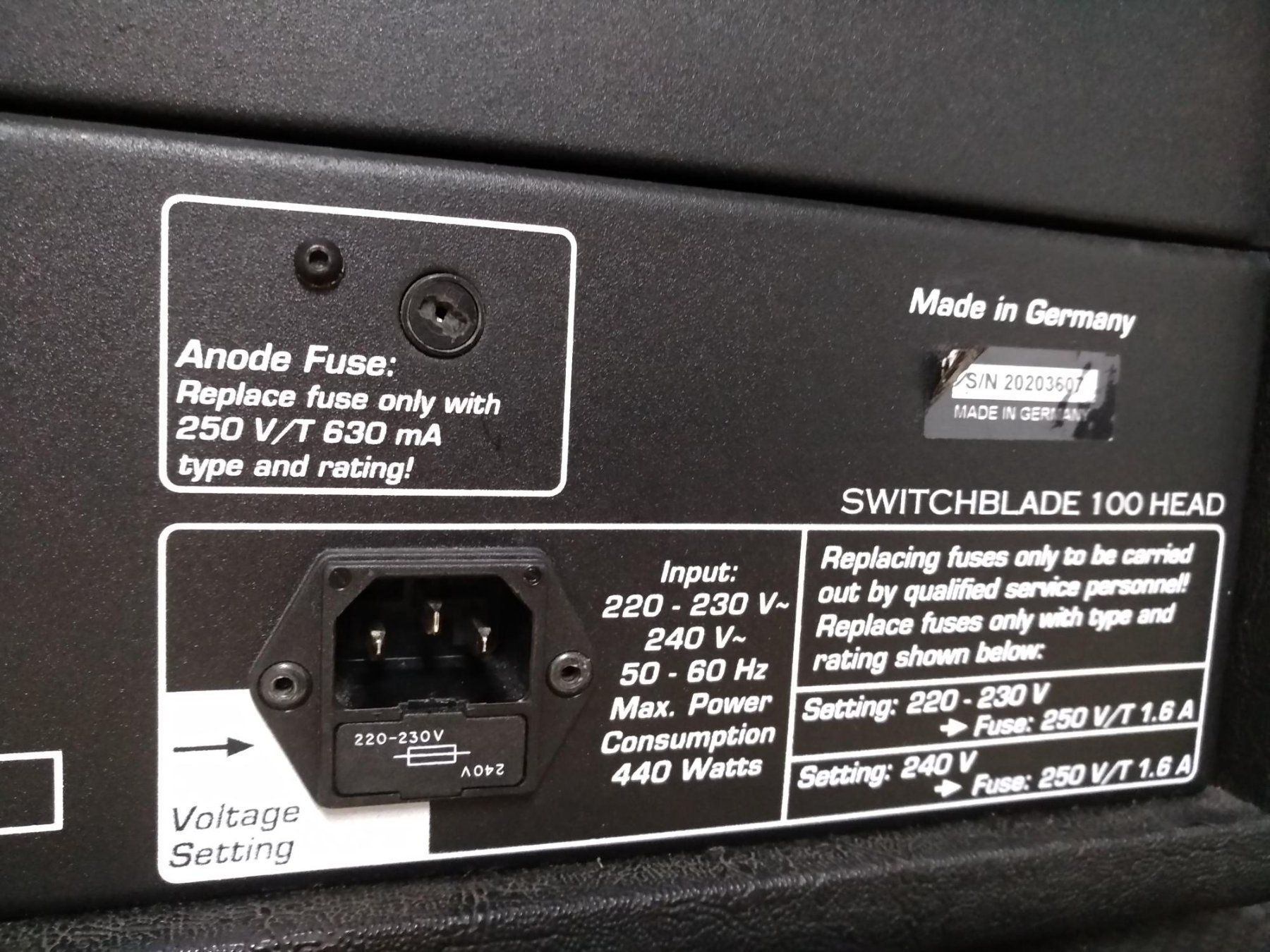 Hughes & Kettner Verstärker: Hughes & Kettner Switchblade 4-Channel 100-Watt Programmable – Gebraucht aus Cama von Superbayer 9
