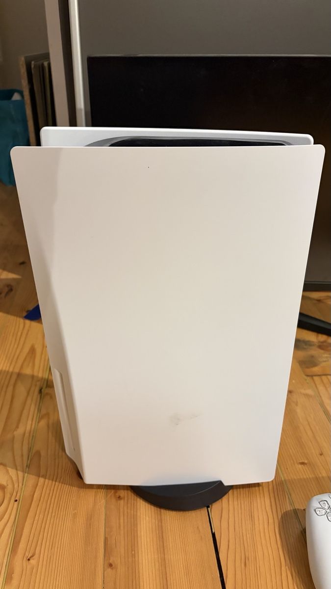 Sony Console: Sony PS5 Disc Version inkl. zubehör, 2 Controller – Usato da Muttenz venduto da matteo_pt 1