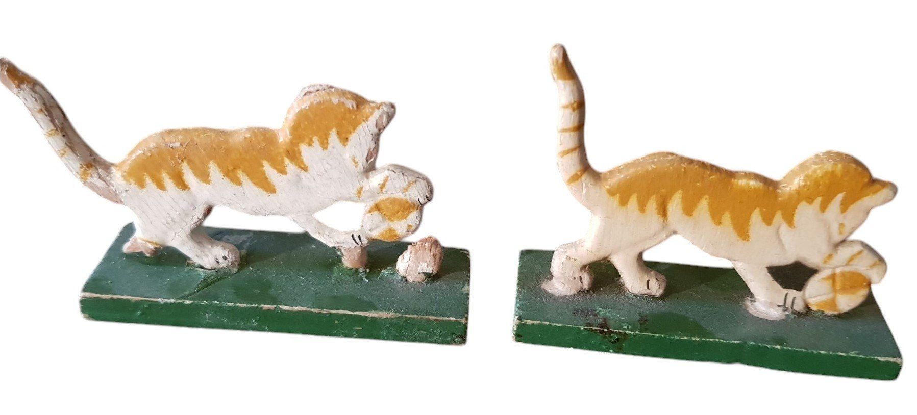 Statuette: Erzgebirge Figur Katzen – Usato da Mörschwil venduto da antiksalon