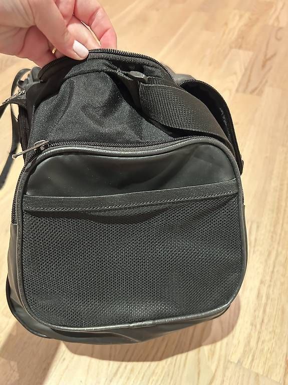 Under Armour Sacs: Sporttasche – D'occasion à Ebikon par l_c 2