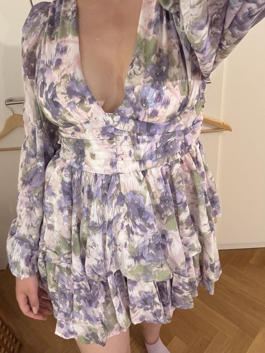 Kleider: Neues Blumenkleid Grösse M – Neu und originalverpackt aus Luzern von Qazwsx 3