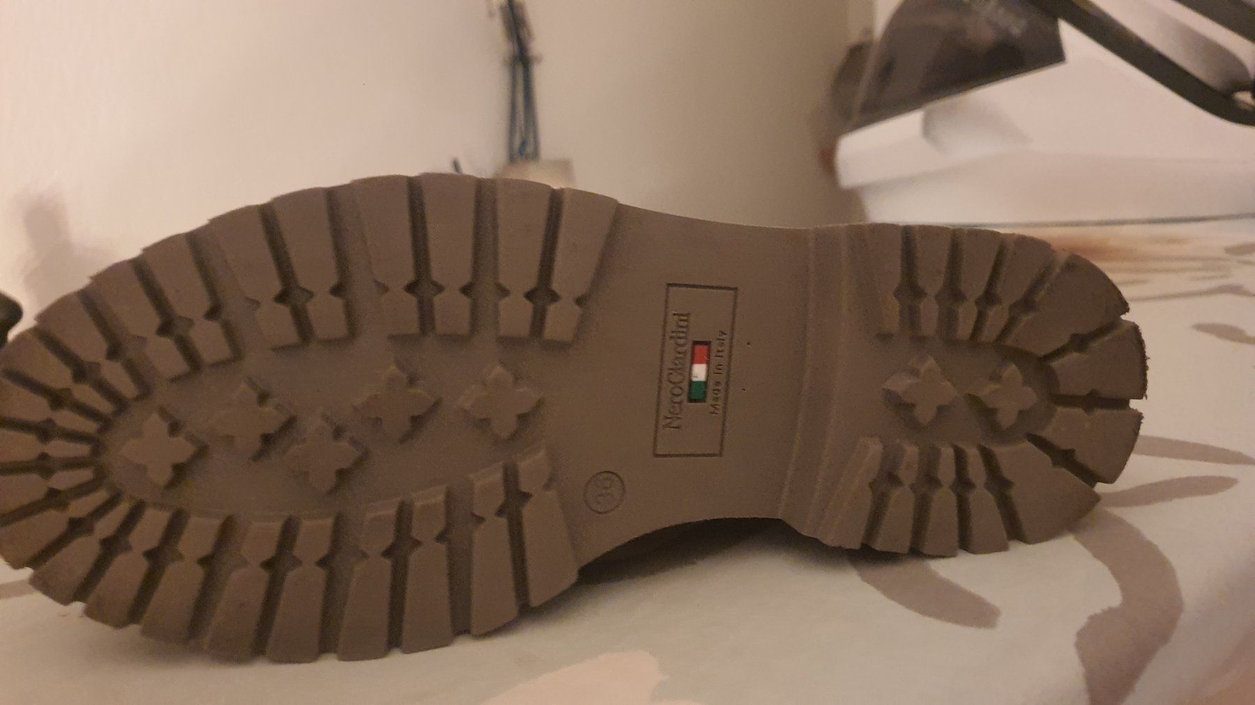 Chaussures femmes: Nero Giardini Wildleder Loafer Kette Gr.36 – Neuf (Voir description) à Hagendorn par 0tello68 3