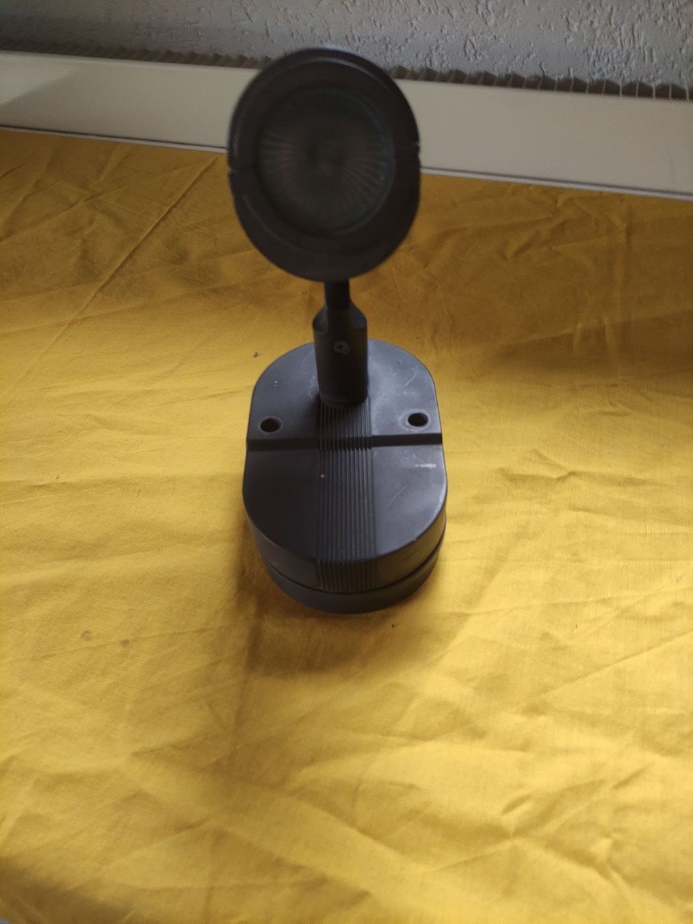 Lampade: 2 Reggiani 6101 Spotlampe 230/12volt – Usato da Ennetbaden venduto da Kilimandscharo
