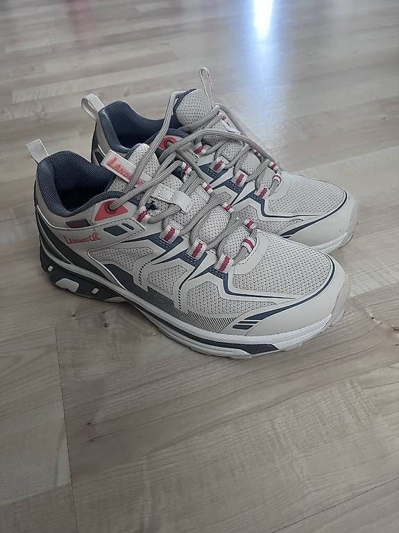Chaussures femmes: Landrover Schuhe – D'occasion à Kestenholz par pro_5c25