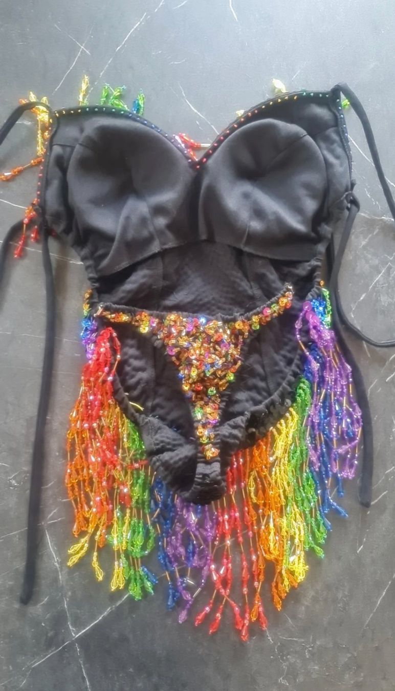 Vestiti: PRIDE Rainbow Body – Usato da Schübelbach venduto da Samantha8R 1