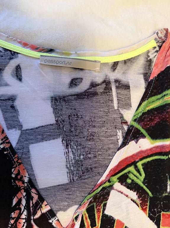 Vestiti: Kleid Fantasy "Passport" – Usato da Füllinsdorf venduto da Rivai 1
