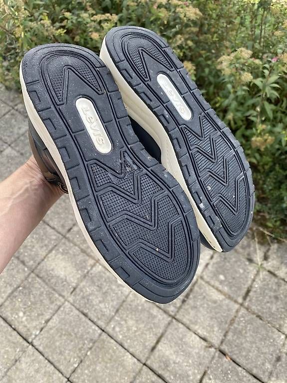 Chaussures hommes: Halbschuh Levi's  – D'occasion à Binz par kat_s2w7 2