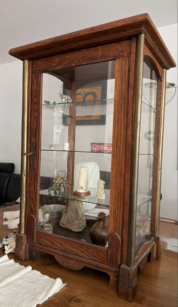 Vetrine: Antike Tischvitrine – Usato da Basel venduto da Lithoklast 1