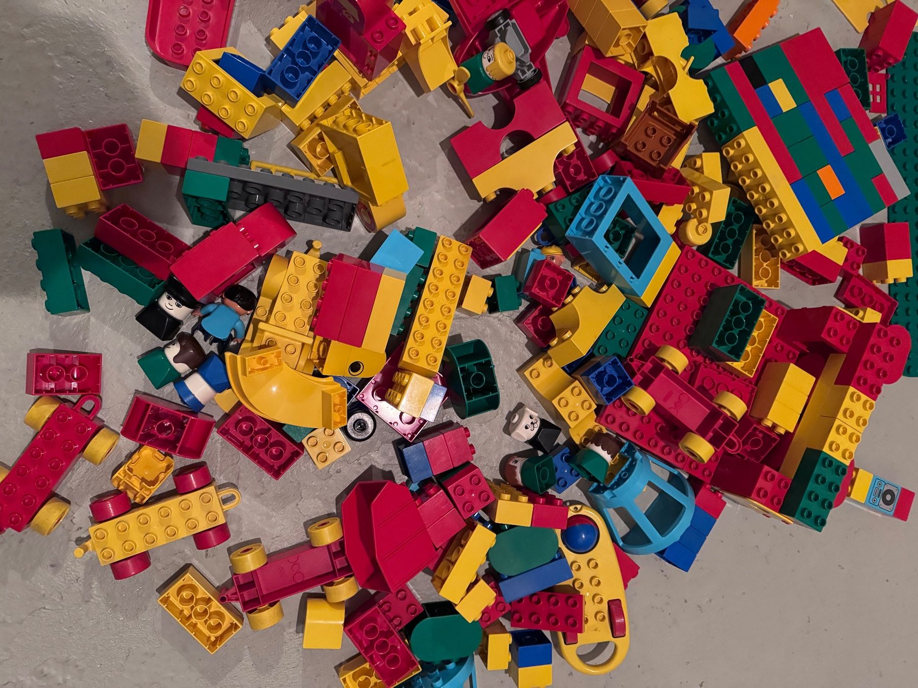 Lego Giocattoli: Ganzer Sack DUPLO, mit Platte – Usato da Spiegel b. Bern venduto da edi20000_0 1