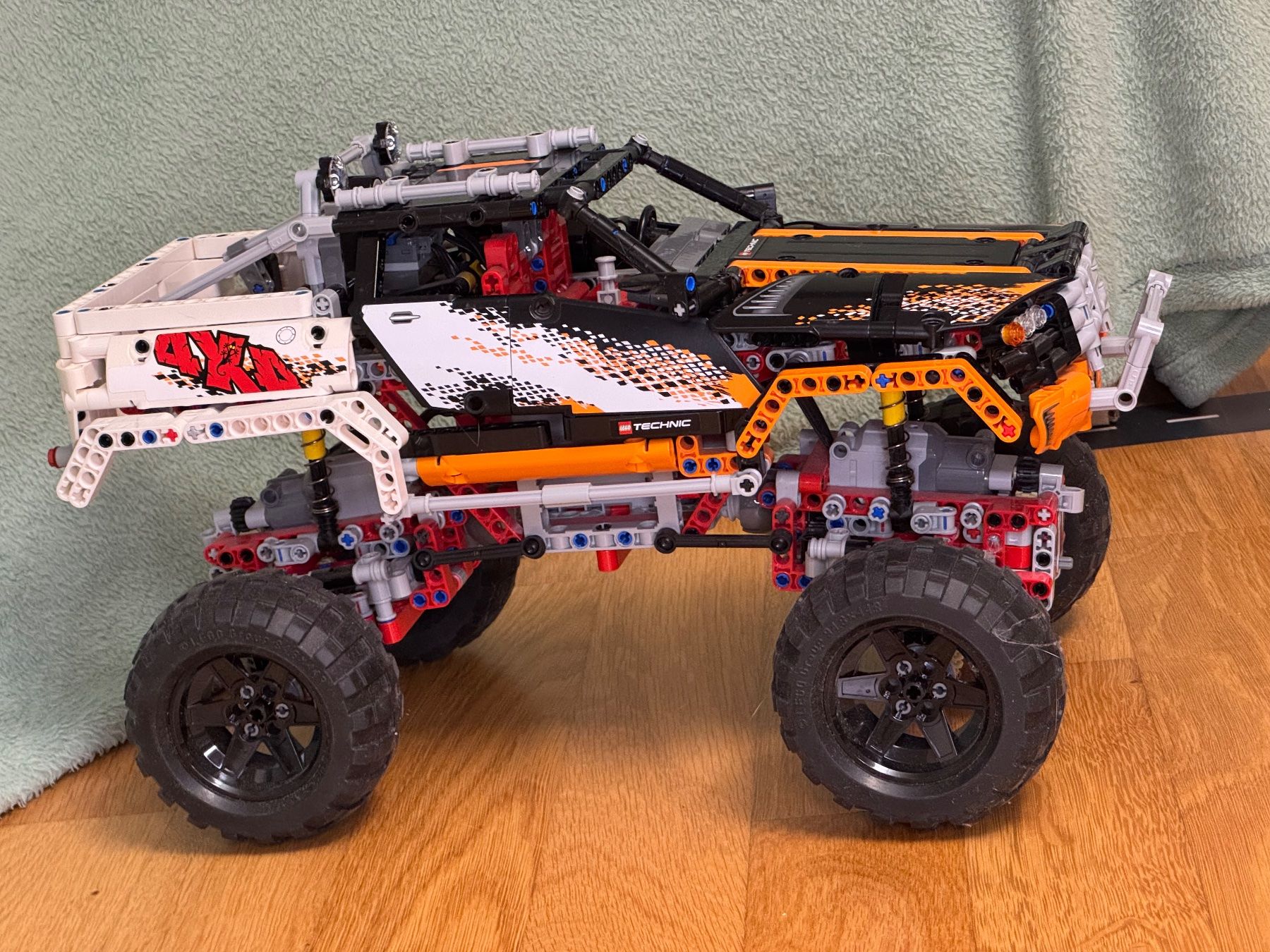 Lego Kit di costruzioni: LEGO Technic 9398 – 4x4 Crawler – Usato da Sevelen venduto da JanosHanol 2