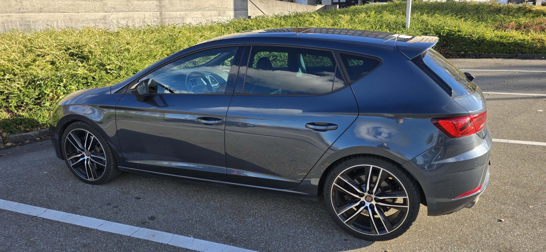 Seat Automobili: Seat Leon Cupra DSG 290 Swiss – Usato da Volketswil venduto da Hageno 2