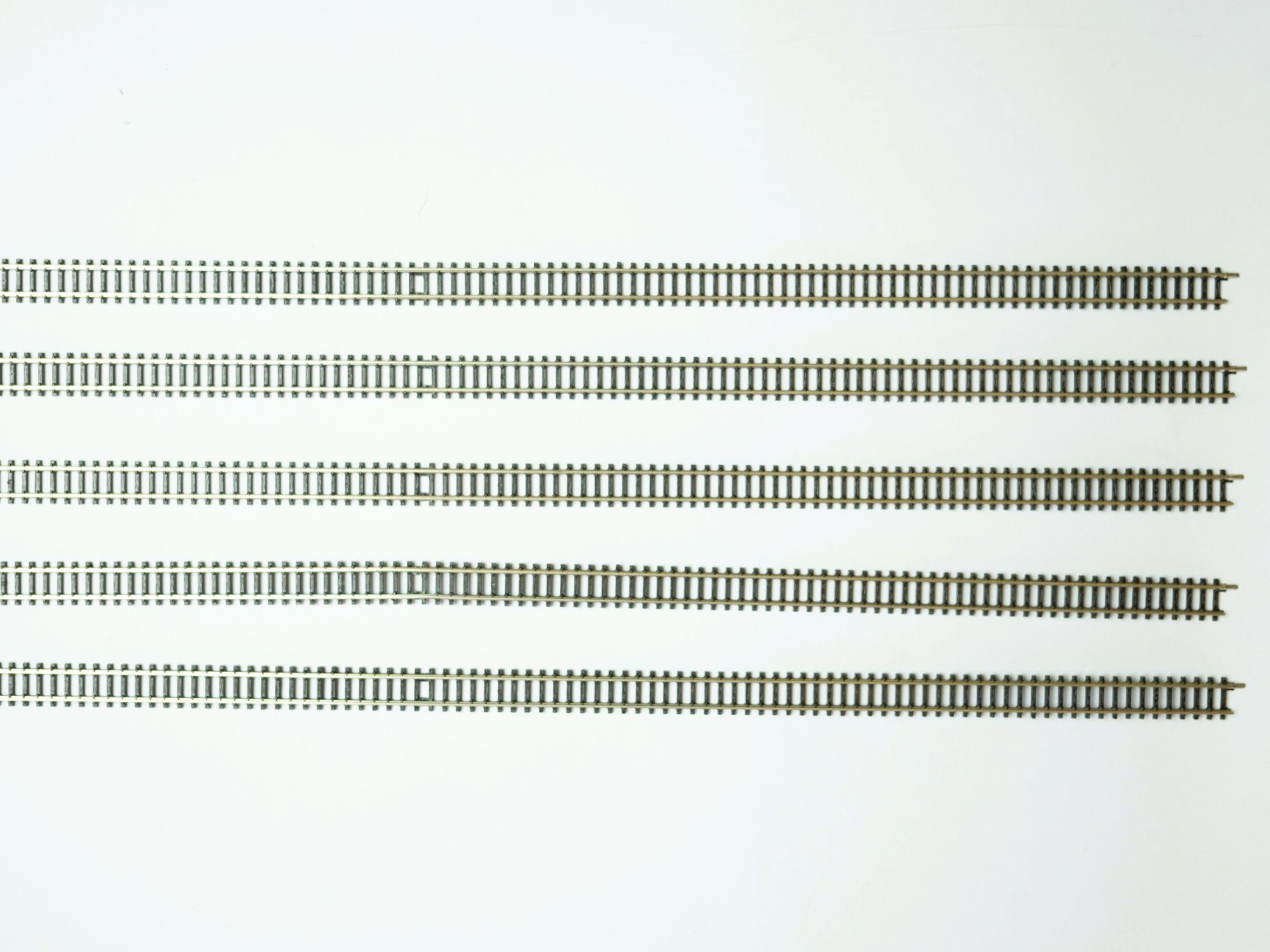 Märklin Modelleisenbahnen: 5x märklin 8594 (85941) Flexgleis Länge 660 mm – Gebraucht aus Zürich von narrow_gauge 2