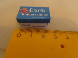 Leeres Schachteli 2.8 x 1.2 x 1.7 cm für das Puppenhaus