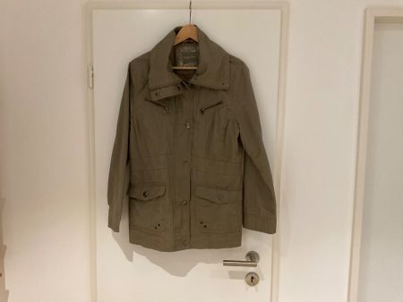 Damen Jacke Übergangsjacke Gr. 44 beige/ grünlich