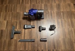 Dyson DC35 Handstaubsauger mit Zubehör-Akku u Filter neu!!