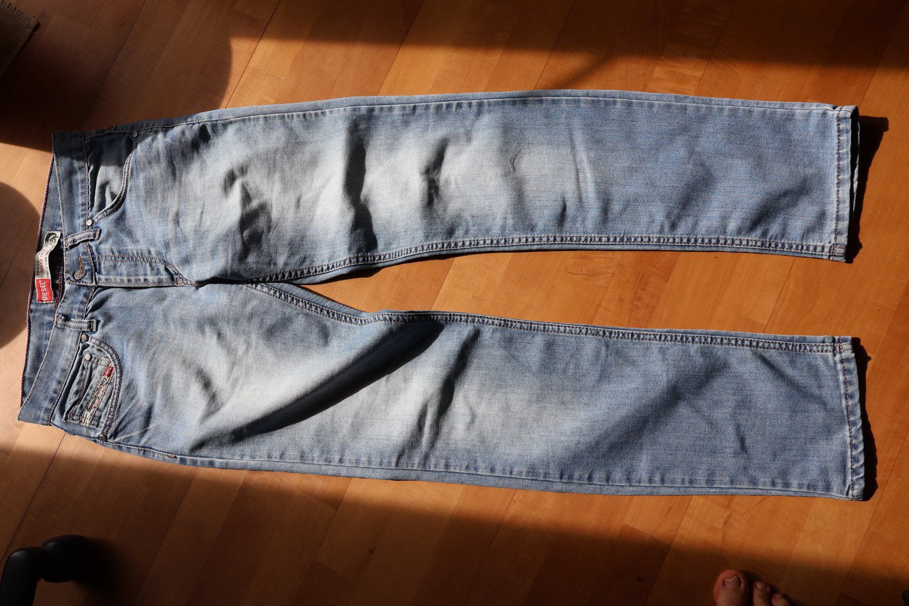 Diesel Jeans: Diesel Jeans Gr 30 – Gebraucht aus Effretikon von Freedom2025