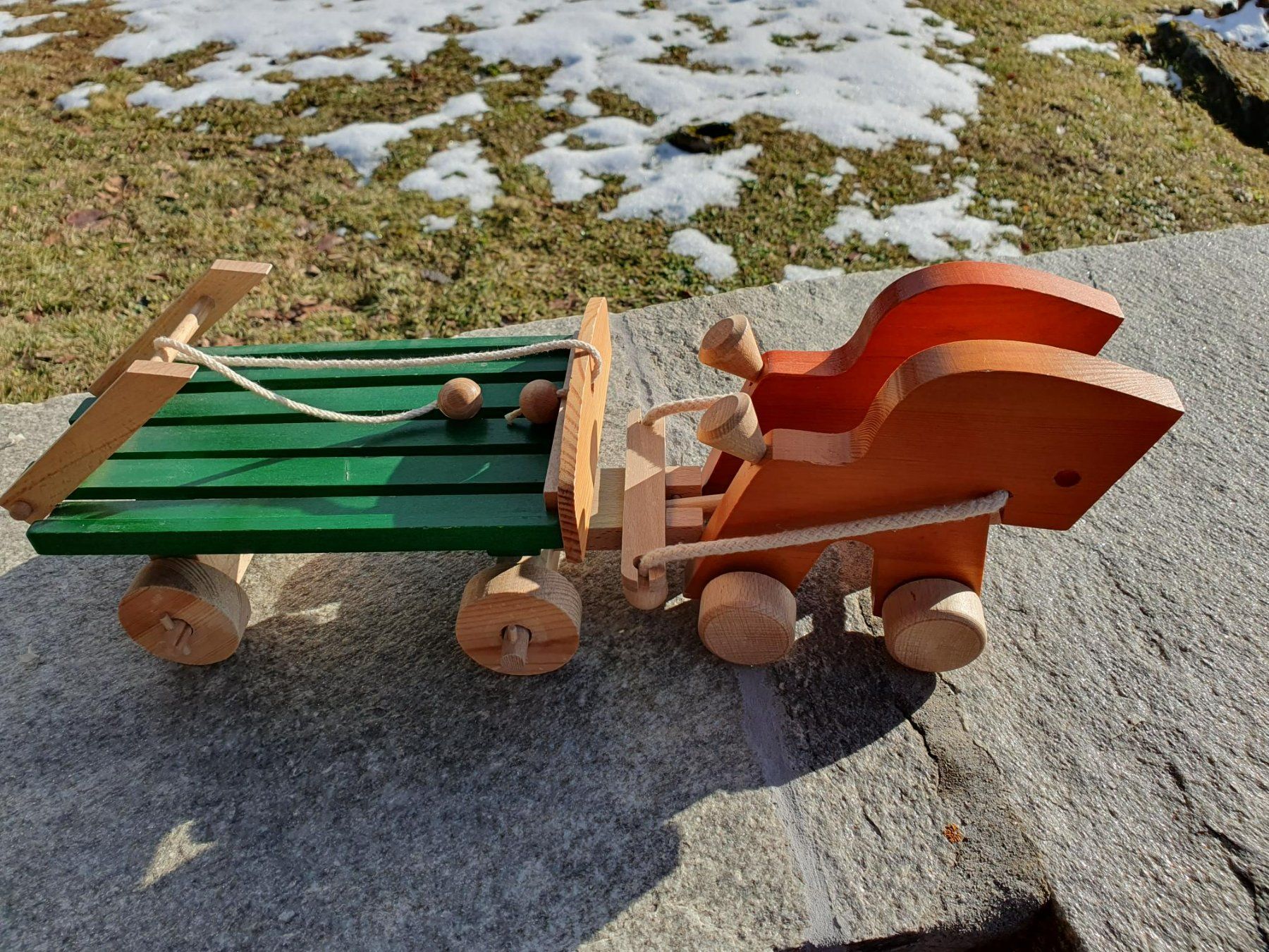 Jouets: Holz Rösslein mit Wägelchen – Neuf (Voir description) à Widen par dem_tdb9 6
