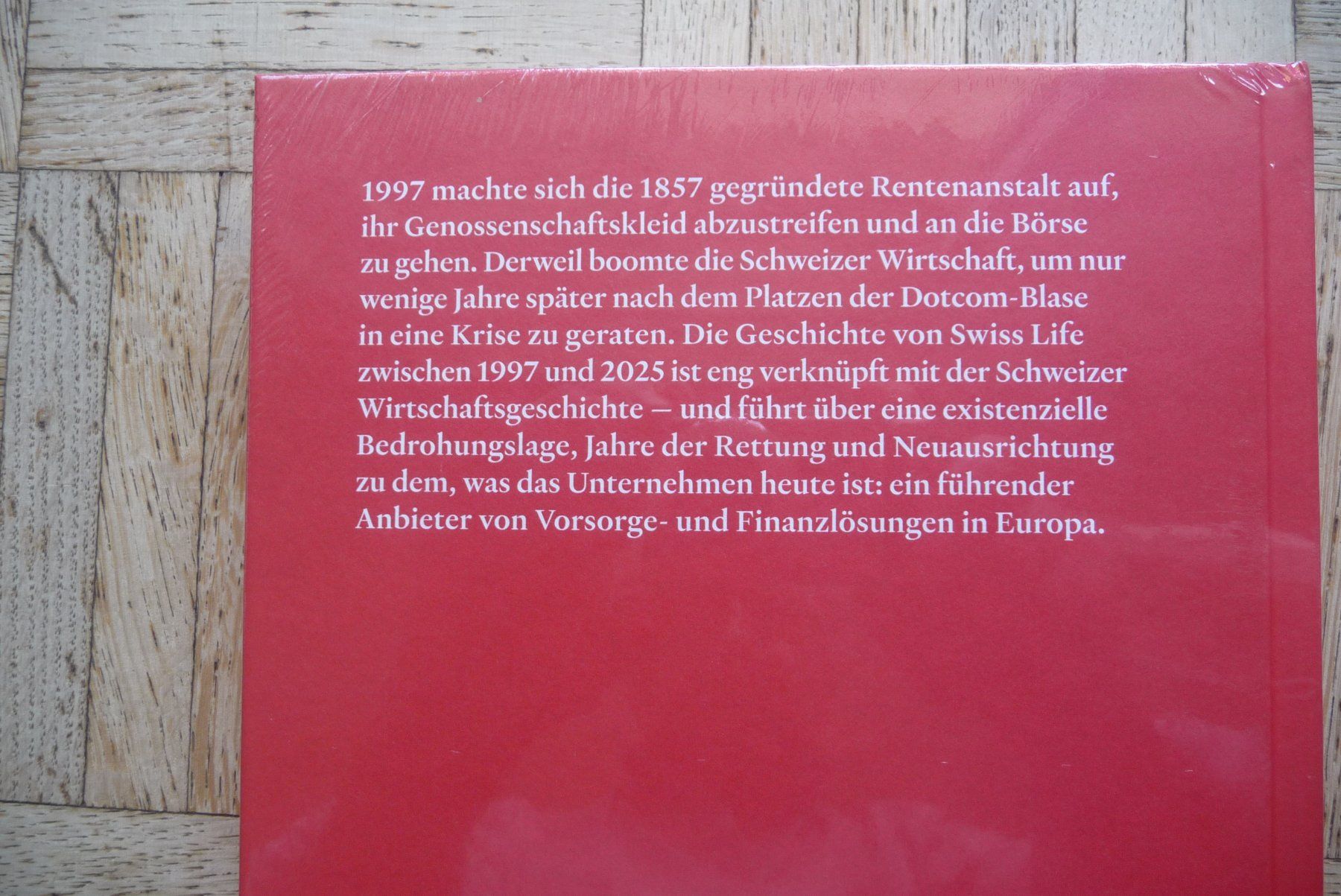 Libri: Swiss Life 1997 - 2025 – Nuovo e nell'imballaggio originale da Zürich venduto da Edje 2