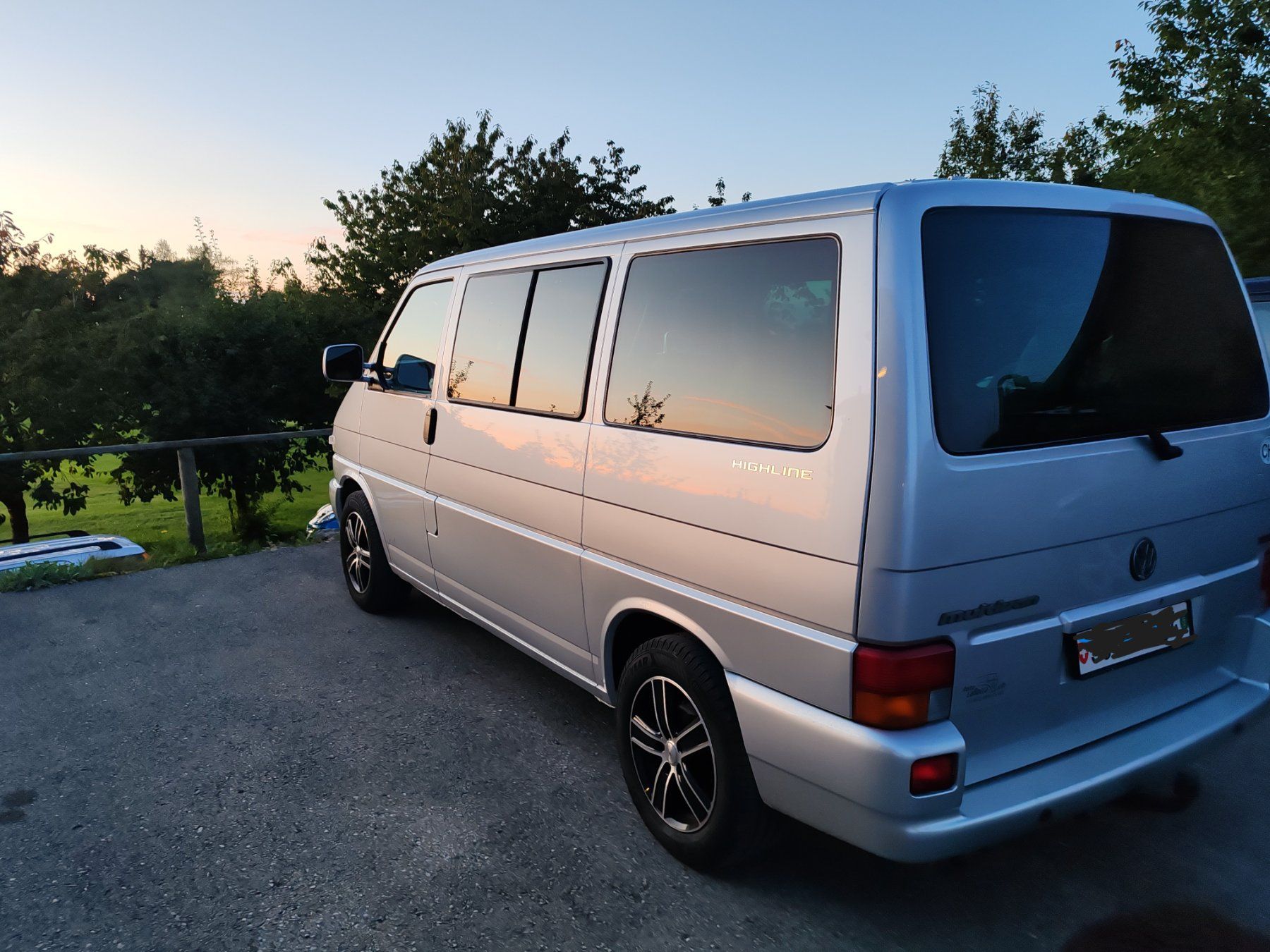 VW Automobili: VW T4 Highline mit Klima ab MFK – Usato da Uzwil venduto da Meffi0 1