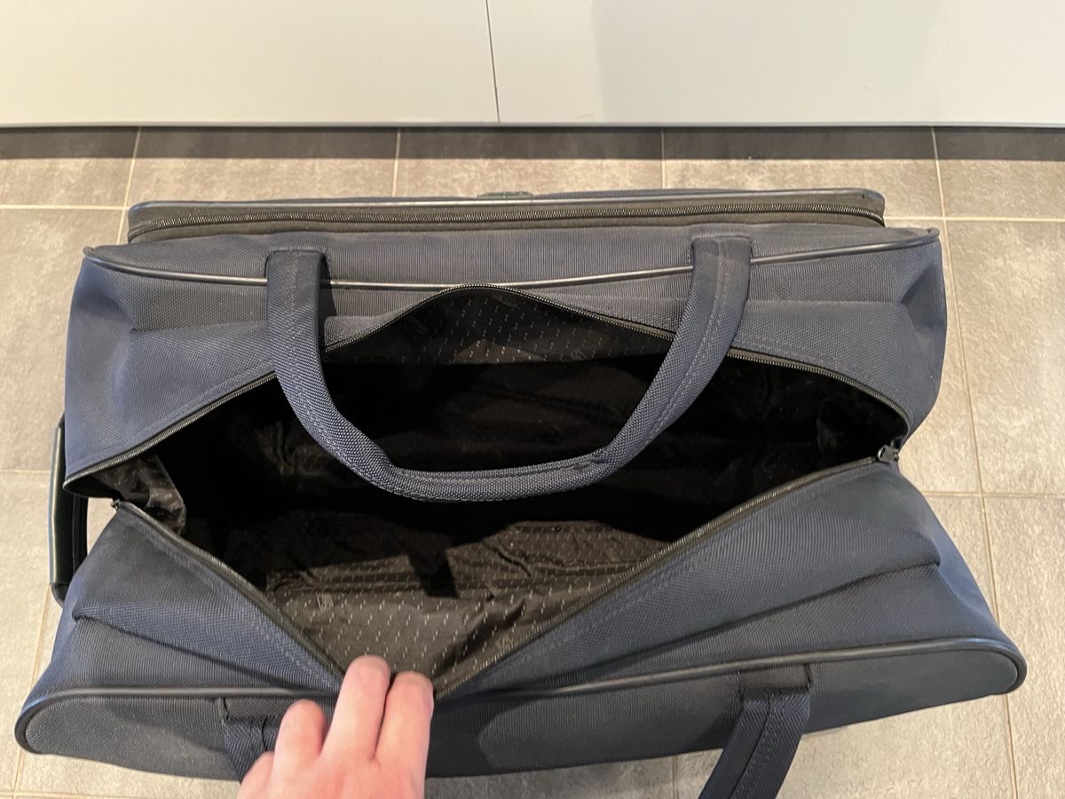 Borse: Elegante blaue Reisetasche – Usato da Zug venduto da BS_CH 3