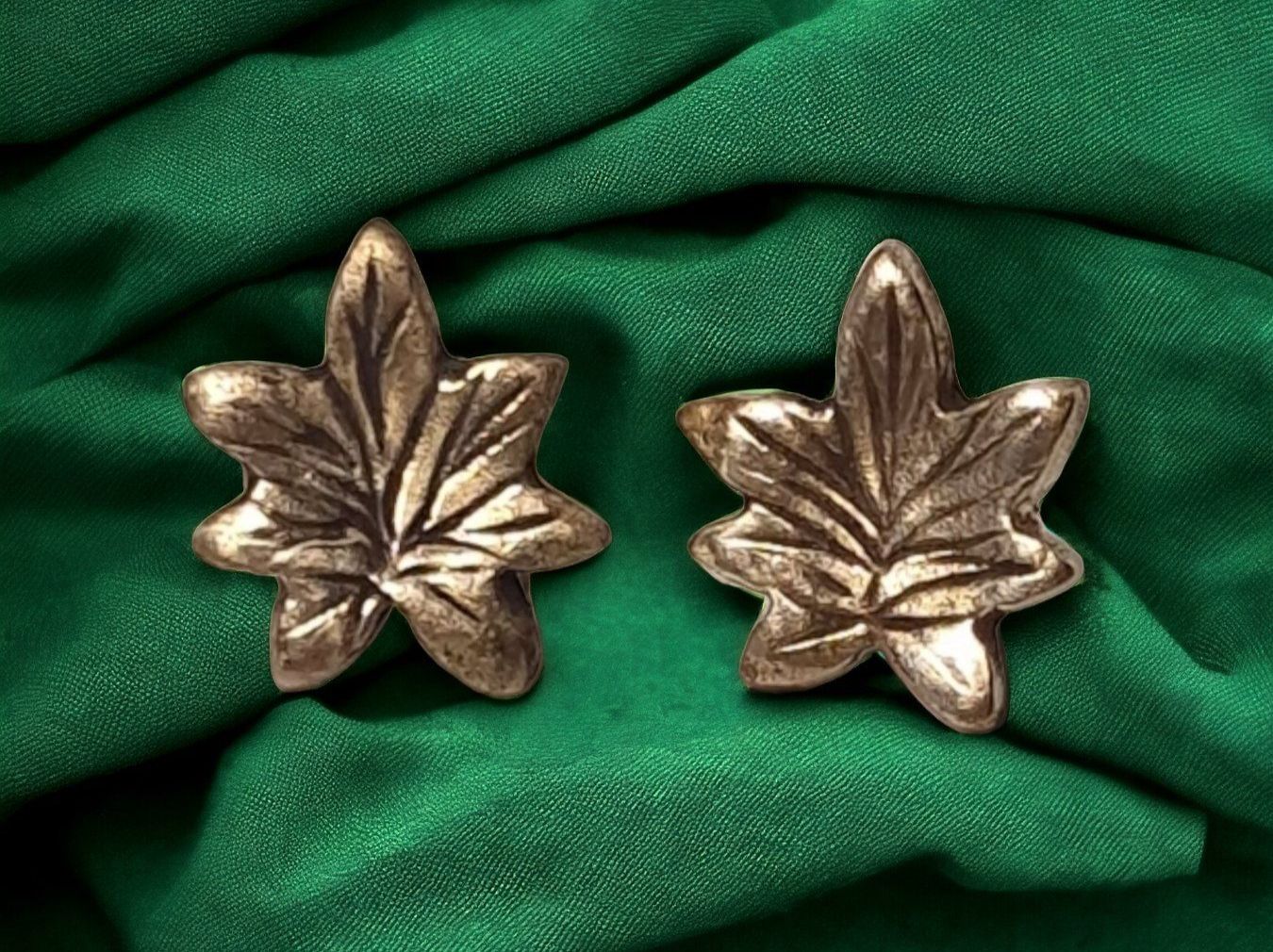 Ohrringe & -stecker: Handgemachte Ohrstecker Goldbronze-Blatt – Neu und originalverpackt aus Aarau von Schmuckhoehle_MD 2