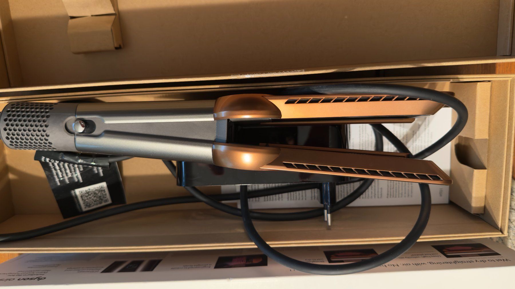 Dyson Sèche-cheveux: Dyson Airstrait Top Zustand – D'occasion à Grabs par Milmo-MW
