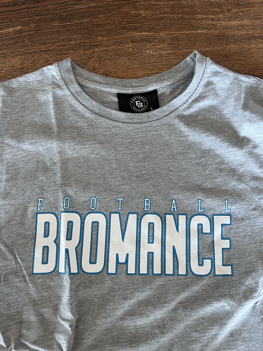 T-Shirts: Football Bromance Shirt – Neu (gemäss Beschreibung) aus Chur von Mbadimeischter 2