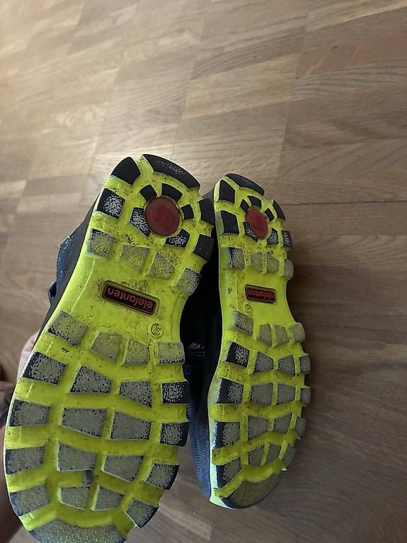 Schuhe für Jungen: Waldschuhe grösse 29 – Gebraucht aus Zürich von Majatzki 2