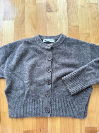 Kurze Strickjacke Zara braun, Grösse S 