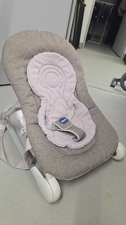 Sdraiette & Sdraiette a dondolo: chicco Babywippe – Usato da Rütihof venduto da kyra079