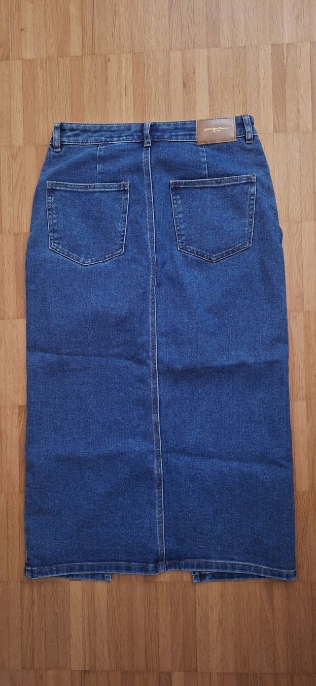 Only Gonne: Jeansrock only – Usato da Mumpf venduto da SwissDi 2