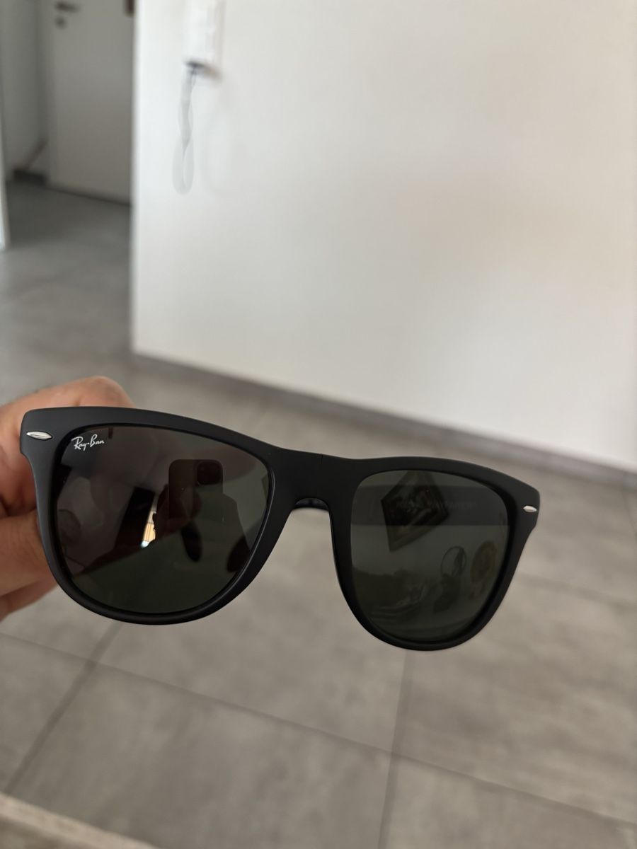 Lunettes & Verres: Rayban wayfahrer folding – D'occasion à Neuchatel par UMY 2