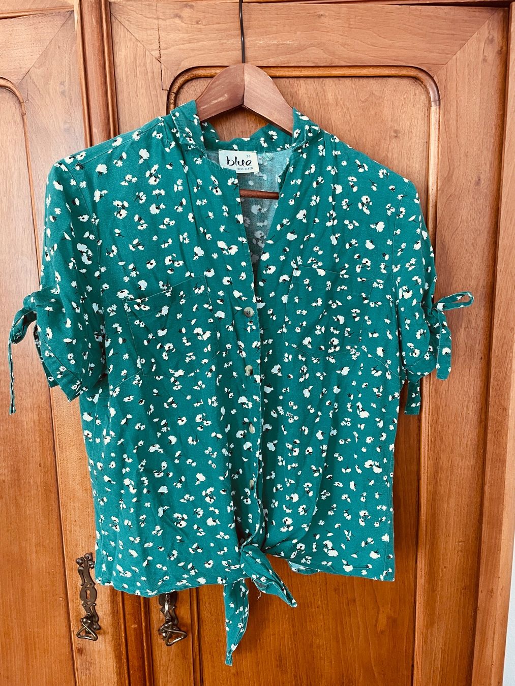 Camicette: Blue Seven Bluse grün mit Blumenmuster, Gr. 38 – Usato da Zürich venduto da ElaLeonEla