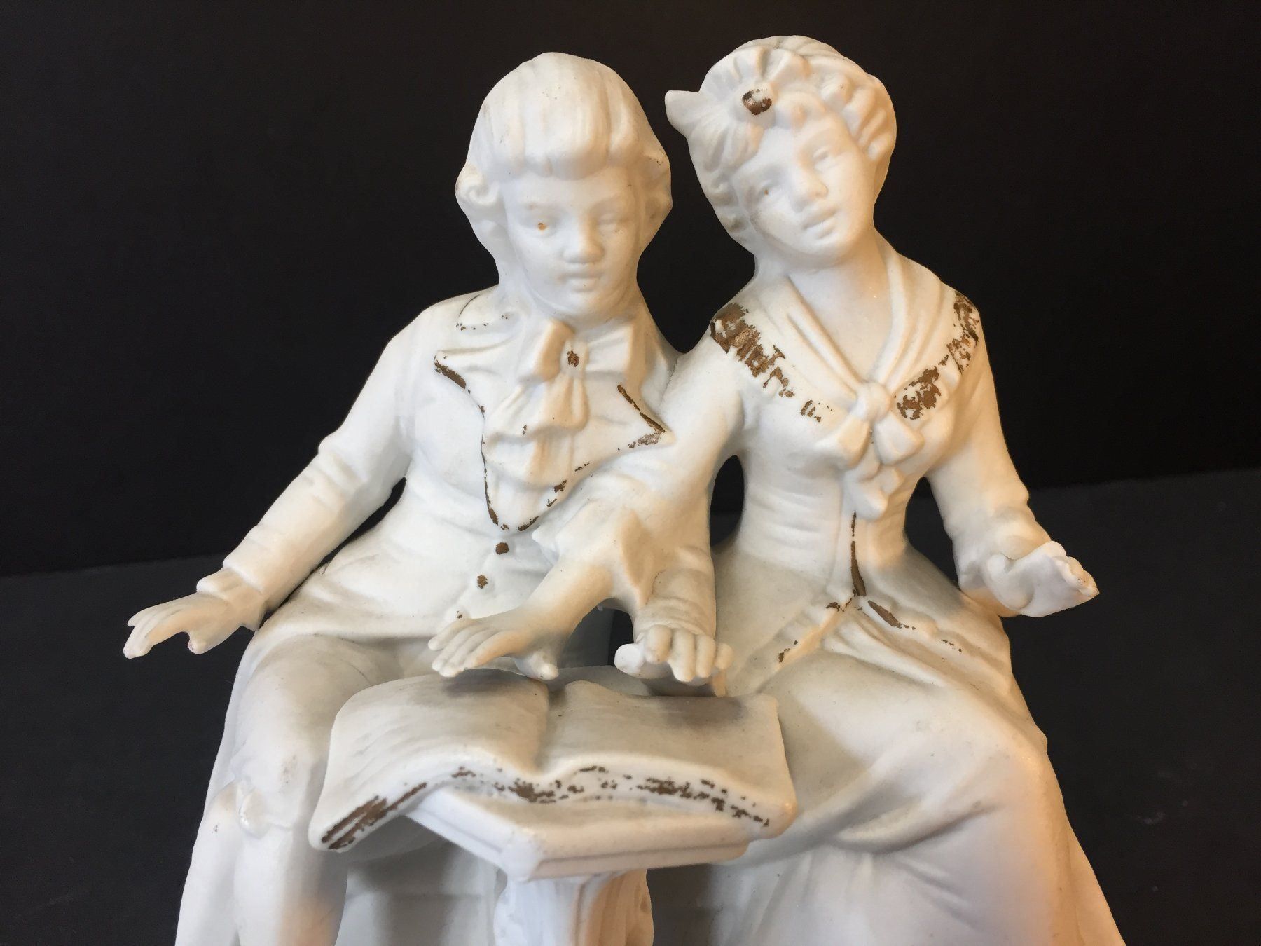 Statuette: Bisquit Figur Lesende Mann und Frau – Usato da Schaffhausen venduto da vintageville 5