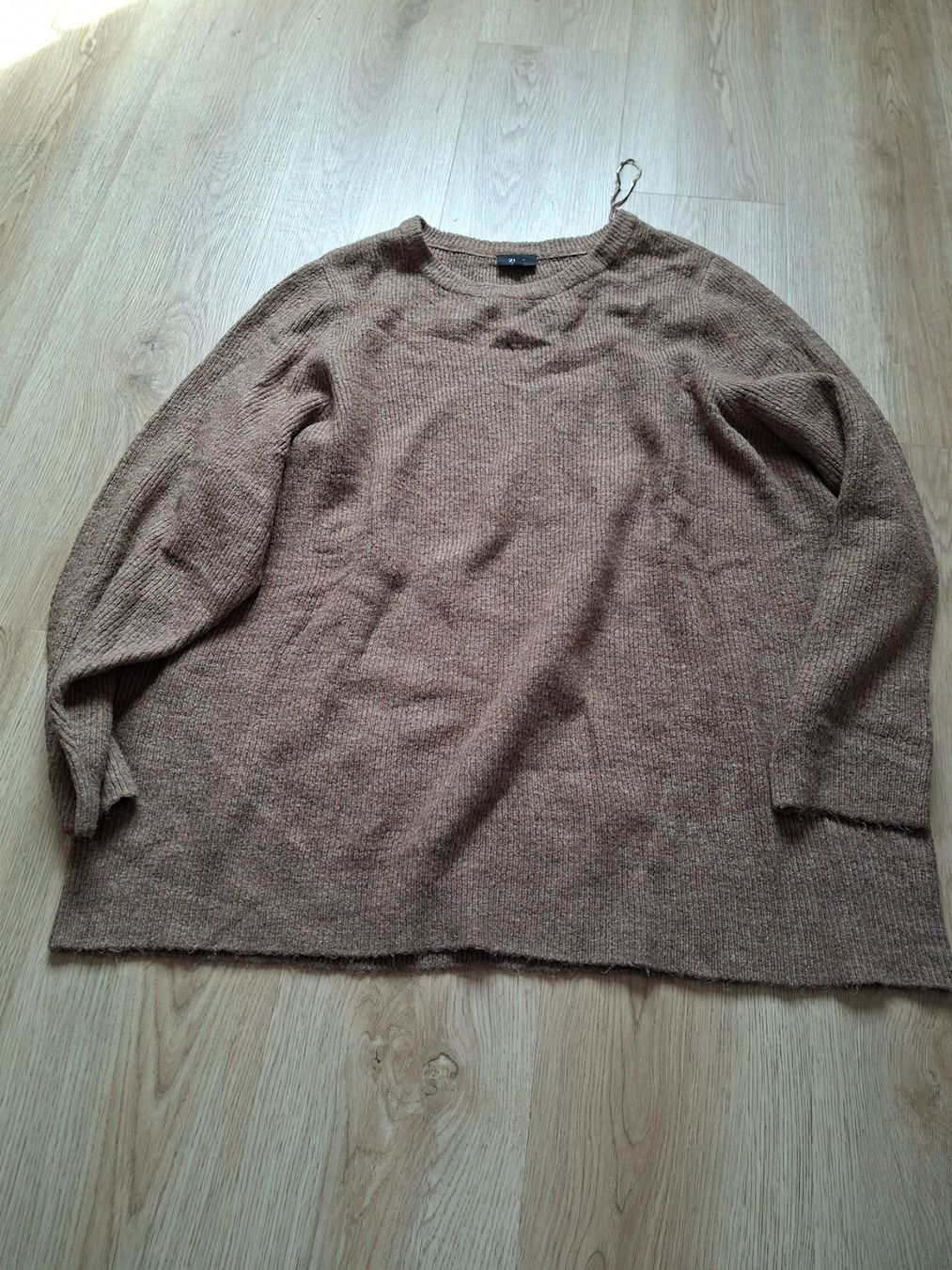 Pullover & Sweatshirts: Strickpullover braun – Gebraucht aus Oberwil/Dägerlen von Dominique1606 1