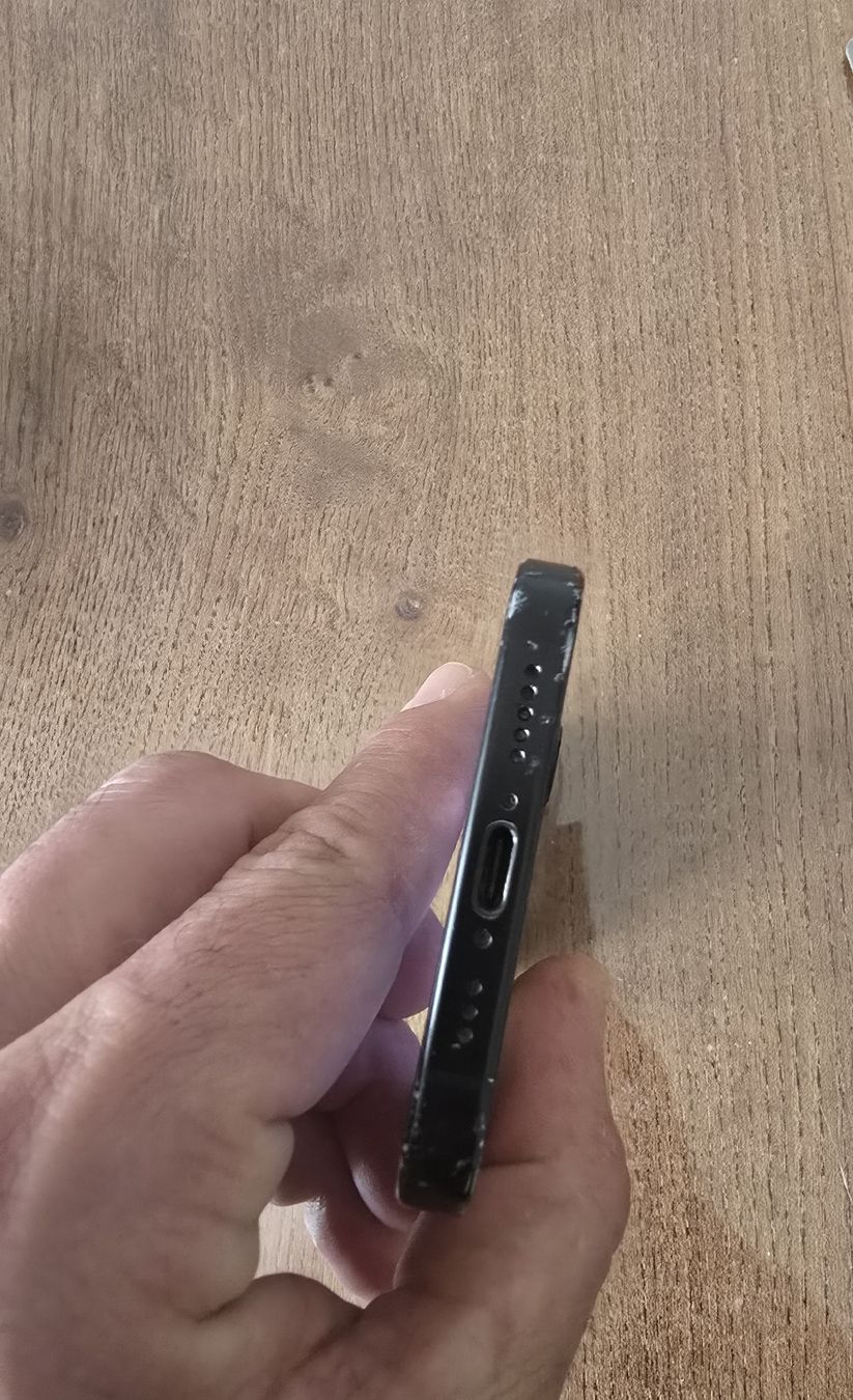 Apple Handys / Smartphones: iphone 16 256GB  – Defekt aus Dietikon von Leodnd 7